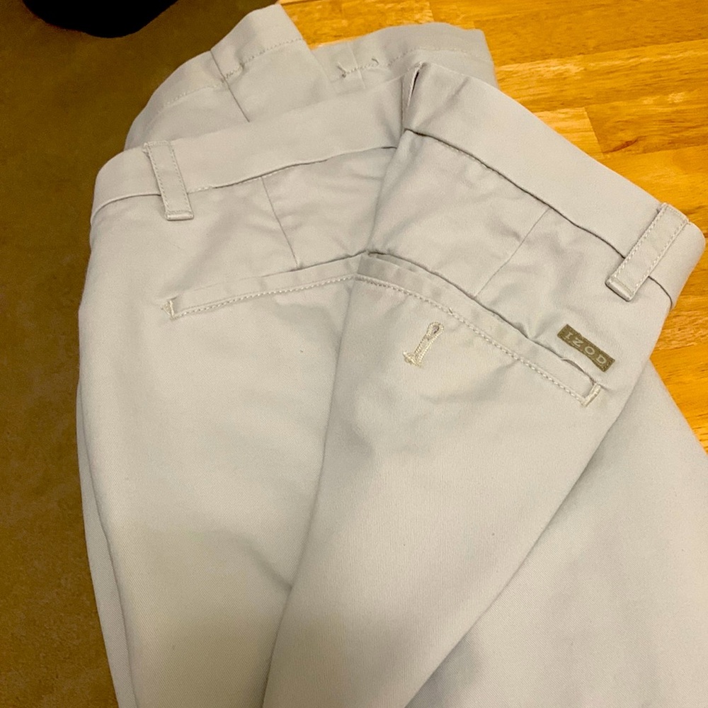 Mens Izod Light Khaki pants size 30/32